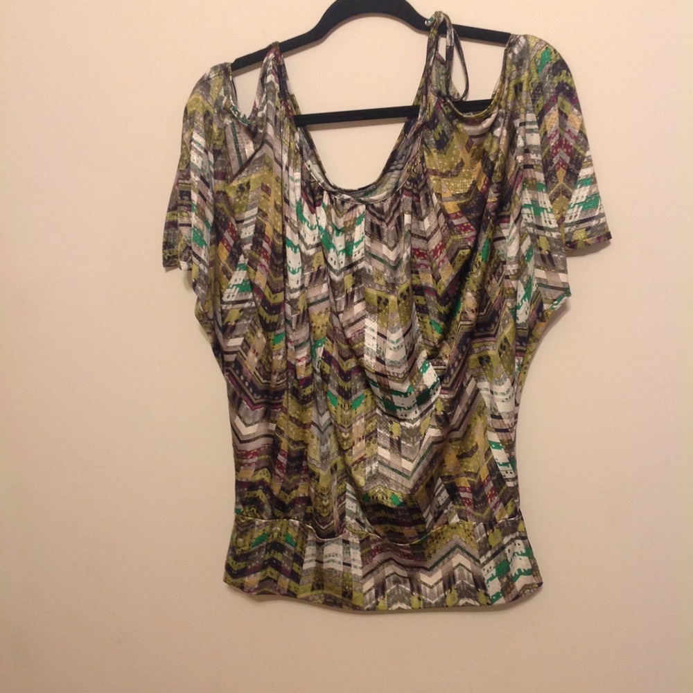 Mesmerize Top XL chevron